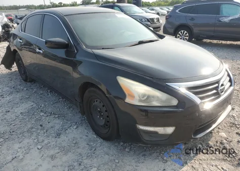 2015 Nissan Altima 2.5 z USA, uszkodzony, nr VIN 1N4AL3AP1FN402538